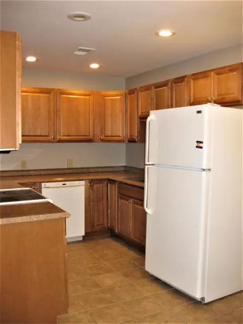 1630 Camellia Dr #D1, Munster, IN 46321 photo 13