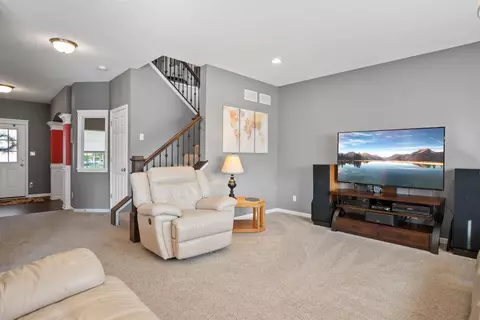 8807 Marquette St, Saint John, IN 46373 photo 24