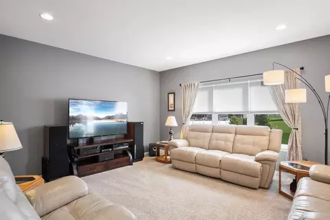 8807 Marquette St, Saint John, IN 46373 photo 14