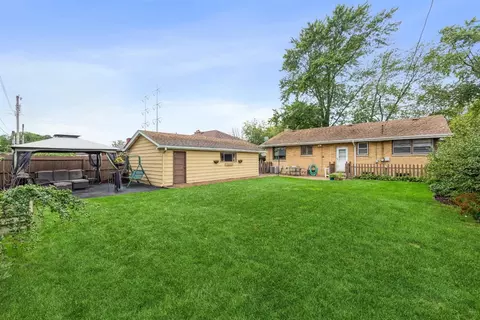 8417 Parrish Pl, Highland, IN 46322 photo 14