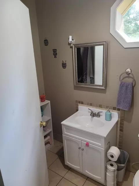 1313 E Miller St, Griffith, IN 46319 photo 16