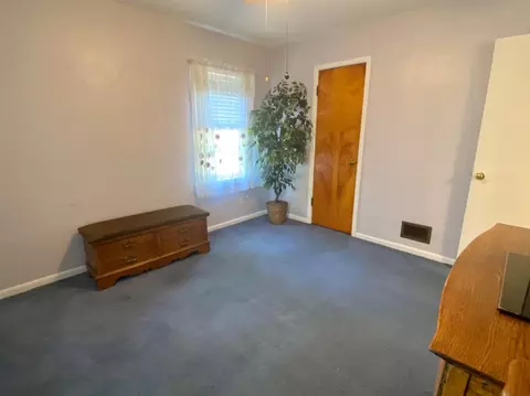 438 S Lafayette St, Griffith, IN 46319 photo 12