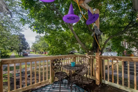 703 114th St, Whiting, IN 46394 photo 3