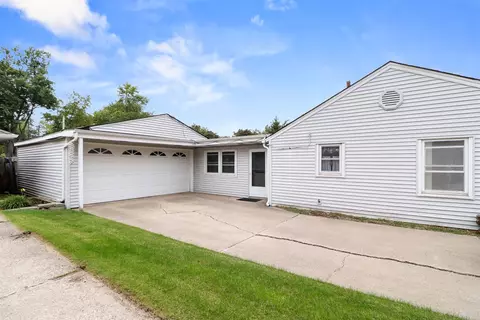 307 Maple Ln, Crown Point, IN 46307 photo 14