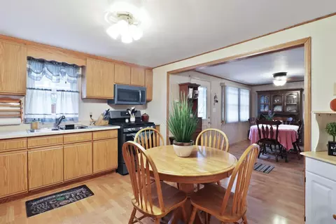 307 Maple Ln, Crown Point, IN 46307 photo 6