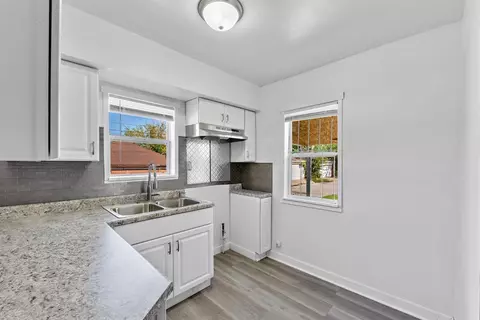 525 Taft Pl, Gary, IN 46404 photo 9