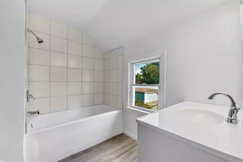 525 Taft Pl, Gary, IN 46404 photo 15