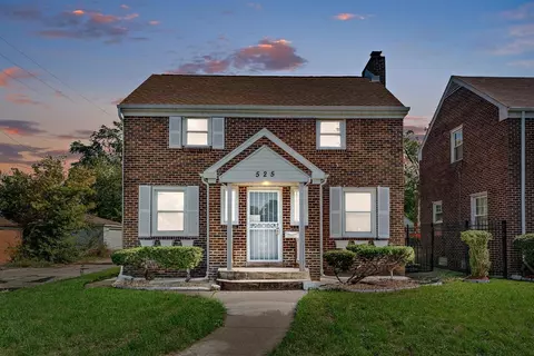 525 Taft Pl, Gary, IN 46404 photo 2