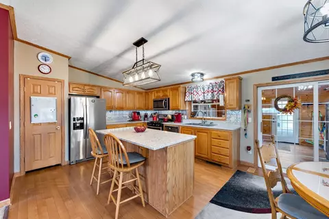 197 N 422, Valparaiso, IN 46383 photo 8