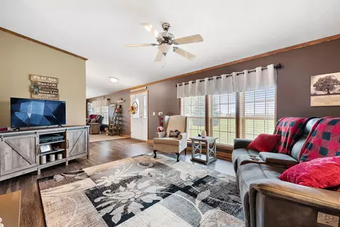 197 N 422, Valparaiso, IN 46383 photo 12