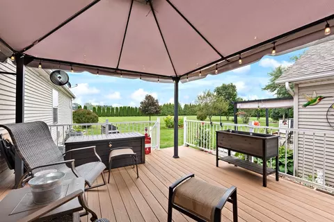 197 N 422, Valparaiso, IN 46383 photo 11
