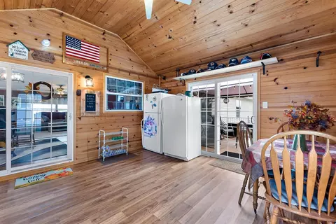 197 N 422, Valparaiso, IN 46383 photo 9