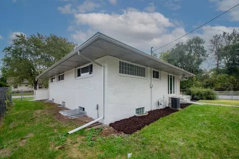 1396 Hanley St, Gary, IN 46406 photo 9