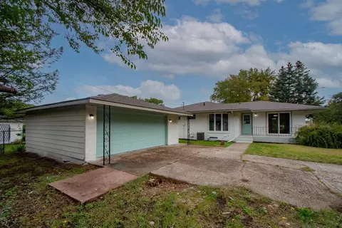 1396 Hanley St, Gary, IN 46406 photo 4