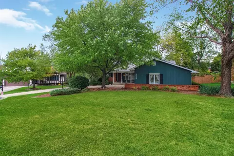 2536 Perry Ct, Dyer, IN 46311 photo 2