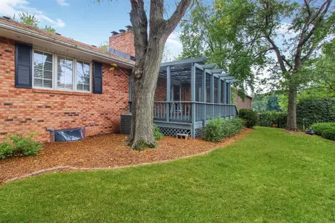 2536 Perry Ct, Dyer, IN 46311 photo 5