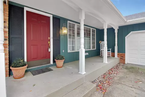 2536 Perry Ct, Dyer, IN 46311 photo 3