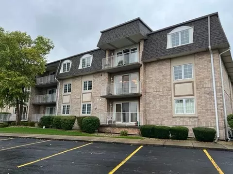 207 Swan Dr #2-C, Dyer, IN 46311 photo 1