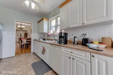 920 119th St, Whiting, IN 46394 photo 10