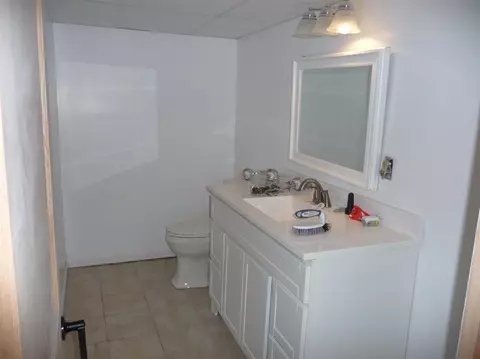 8039 Hemlock Ave, Gary, IN 46403 photo 19
