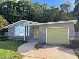 8039 Hemlock Ave, Gary, IN 46403 photo 2