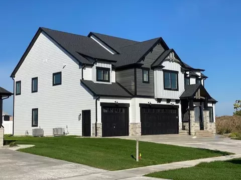 10010 White Jasmine Dr, Saint John, IN 46373 photo 6