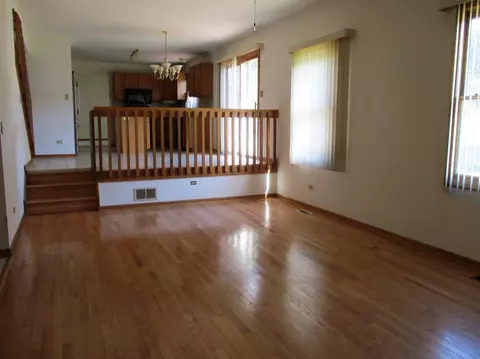 8423 Beech Ave, Munster, IN 46321 photo 7