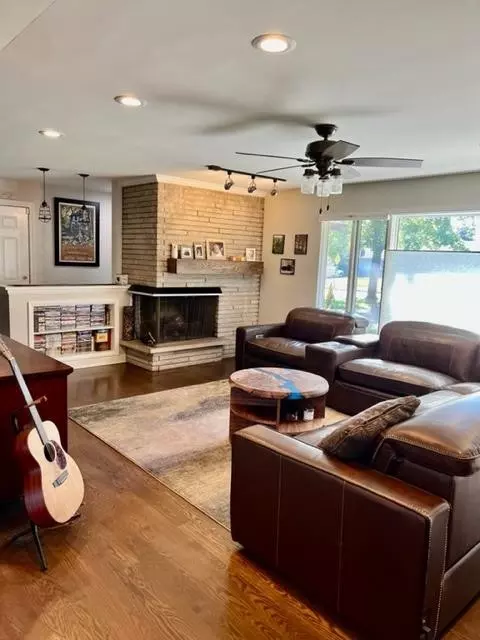 1529 Elliot Dr, Munster, IN 46321 photo 5