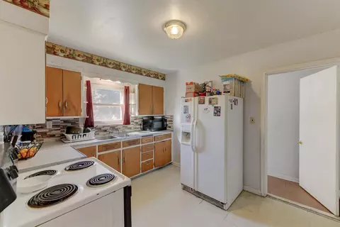 1524 N Broad St, Griffith, IN 46319 photo 5