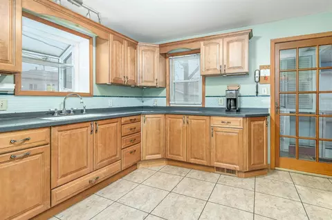 1426 Roberts Ave, Whiting, IN 46394 photo 5