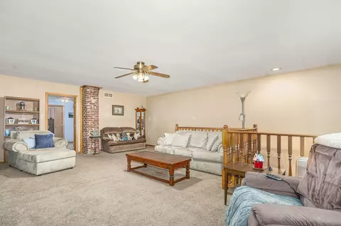 1426 Roberts Ave, Whiting, IN 46394 photo 3