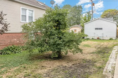 1426 Roberts Ave, Whiting, IN 46394 photo 21