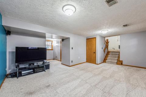 952 N Wheeler St, Griffith, IN 46319 photo 11