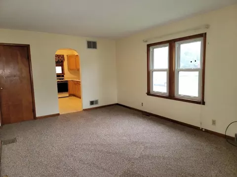 205 E Beam St, Porter, IN 46304 photo 4