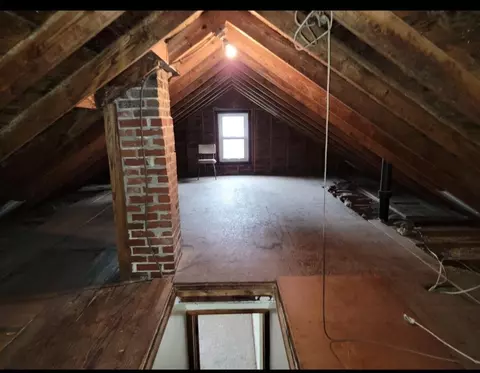 205 E Beam St, Porter, IN 46304 photo 17