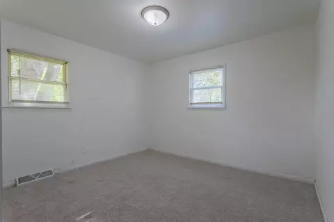4637 Miller Ln, Gary, IN 46403 photo 11