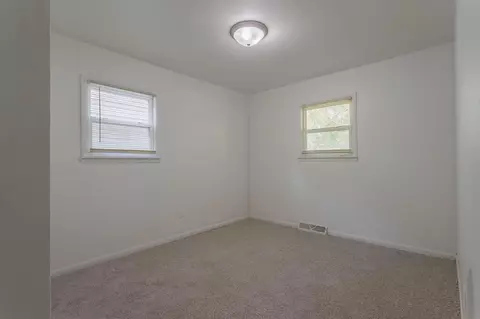 4637 Miller Ln, Gary, IN 46403 photo 10