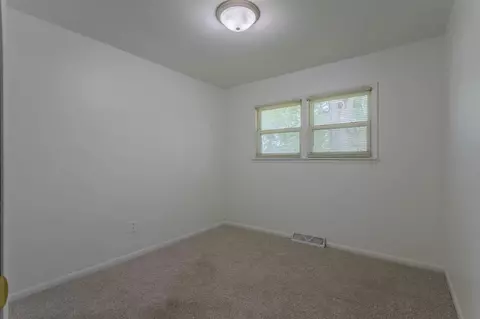 4637 Miller Ln, Gary, IN 46403 photo 9