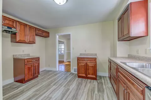 241 Gregory Ave, Munster, IN 46321 photo 8