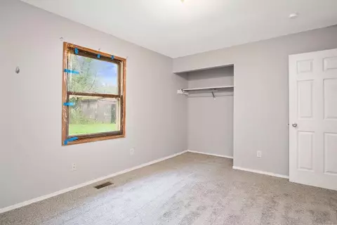 1636 E 31st Ave, Hobart, IN 46342 photo 17