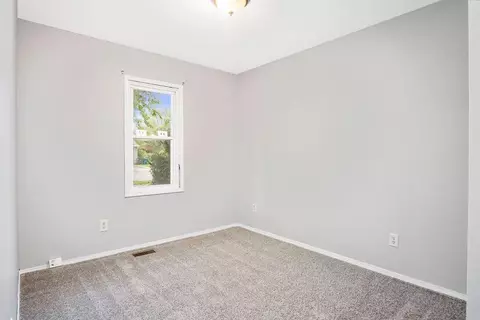 1636 E 31st Ave, Hobart, IN 46342 photo 15