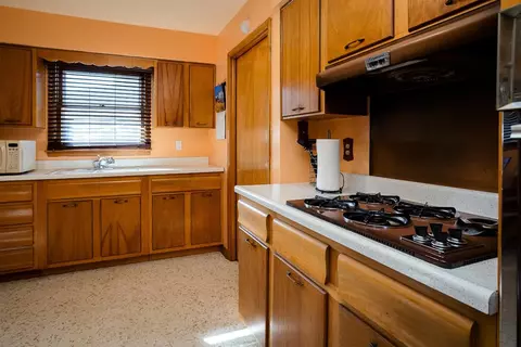 4932 Madison St, Gary, IN 46408 photo 7