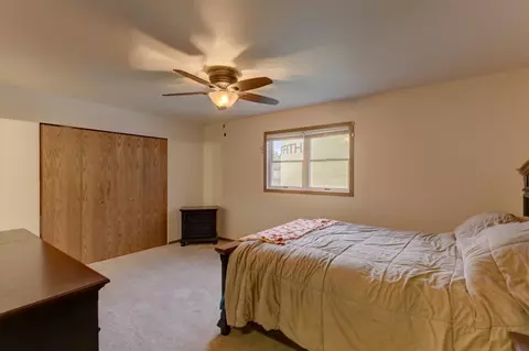 914 N Wheeler St, Griffith, IN 46319 photo 9