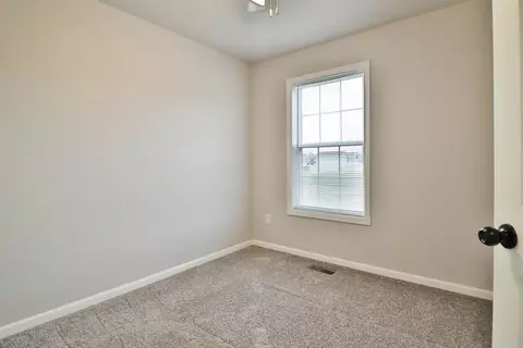 1913 Daisy St, De Motte, IN 46310 photo 12