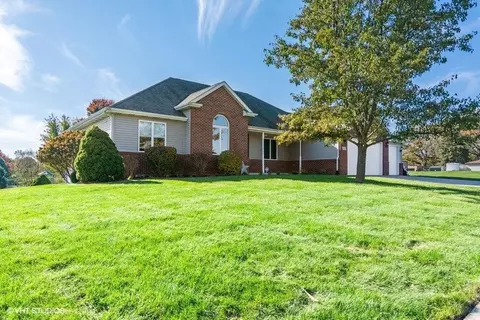 8155 E 95th Pl, Crown Point, IN 46307 photo 1