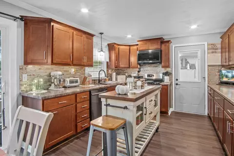 12083 Duttlinger Ln, Wheatfield, IN 46392 photo 10