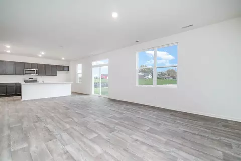 10400 Whitney Pl, Saint John, IN 46373 photo 8