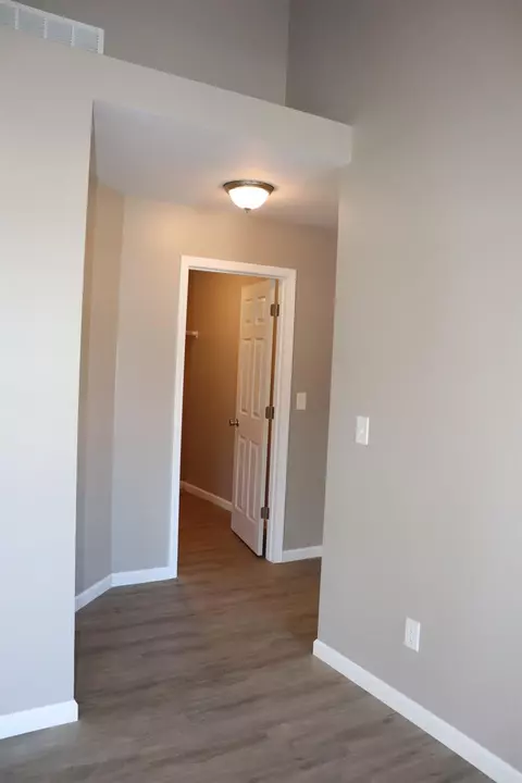 235 S Meadow Ln, Wheatfield, IN 46392 photo 7