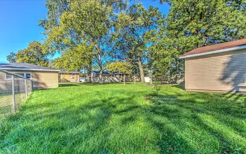 536 N Colfax St, Griffith, IN 46319 photo 19