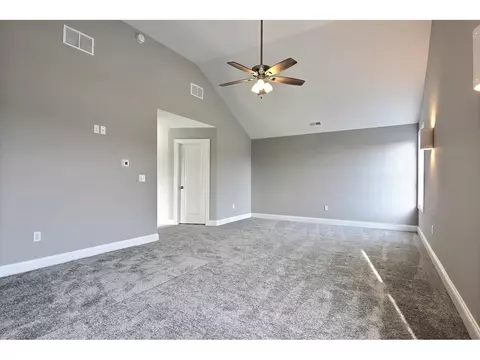 8531 Henry St, Highland, IN 46322 photo 17